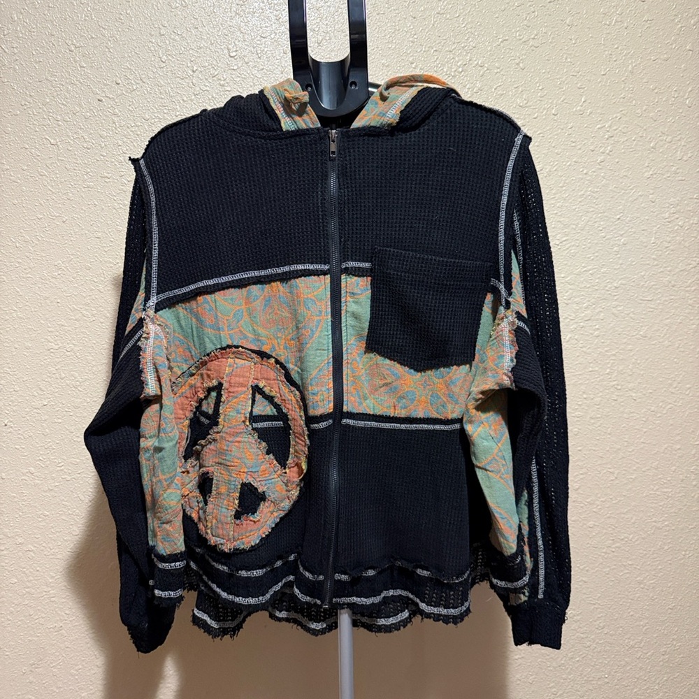 POL Black Multicolor Patchwork Jacket with Tan and Green Accents - Picture 10 of 12